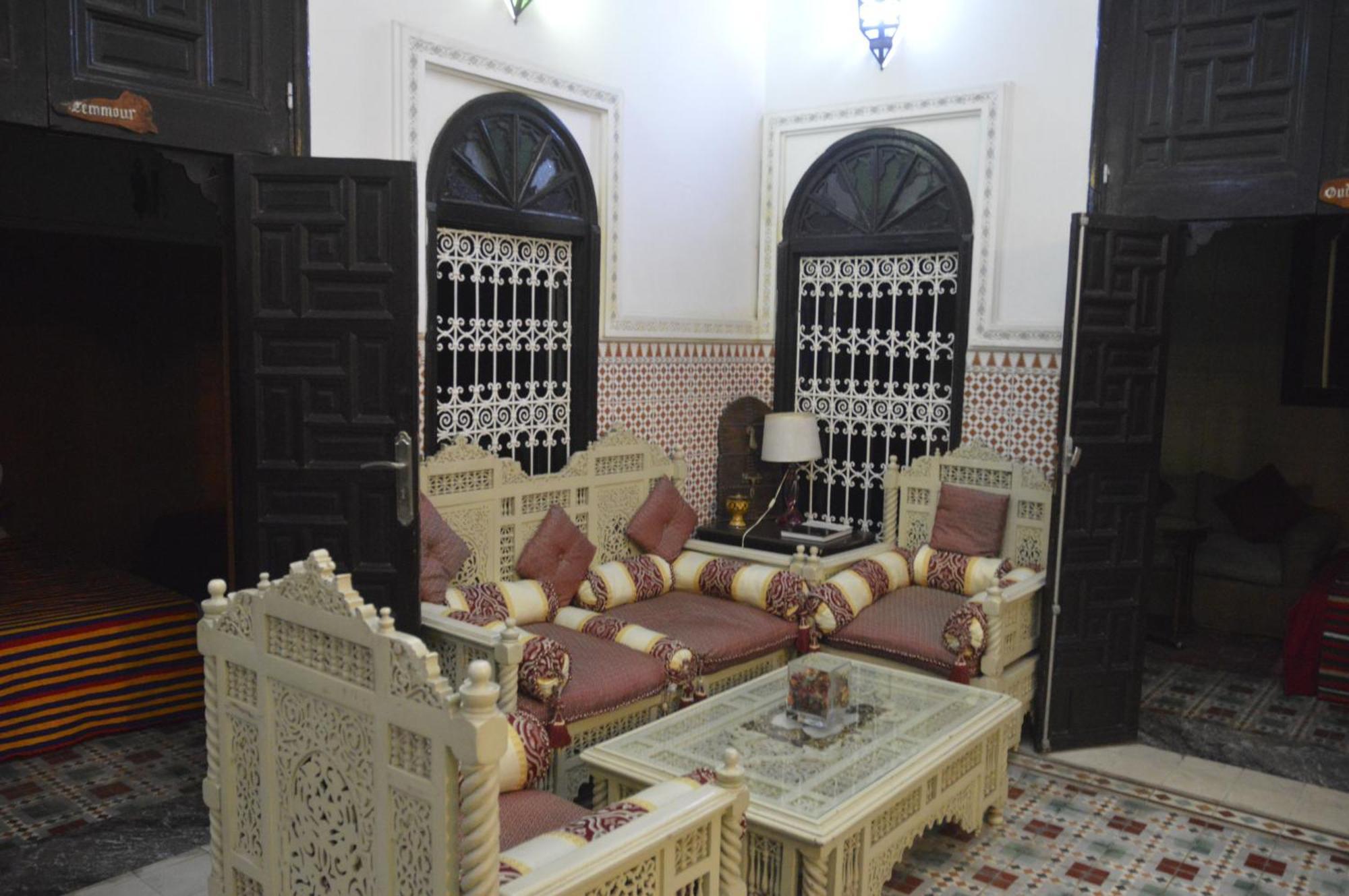 Riad Baddi Salé Bagian luar foto